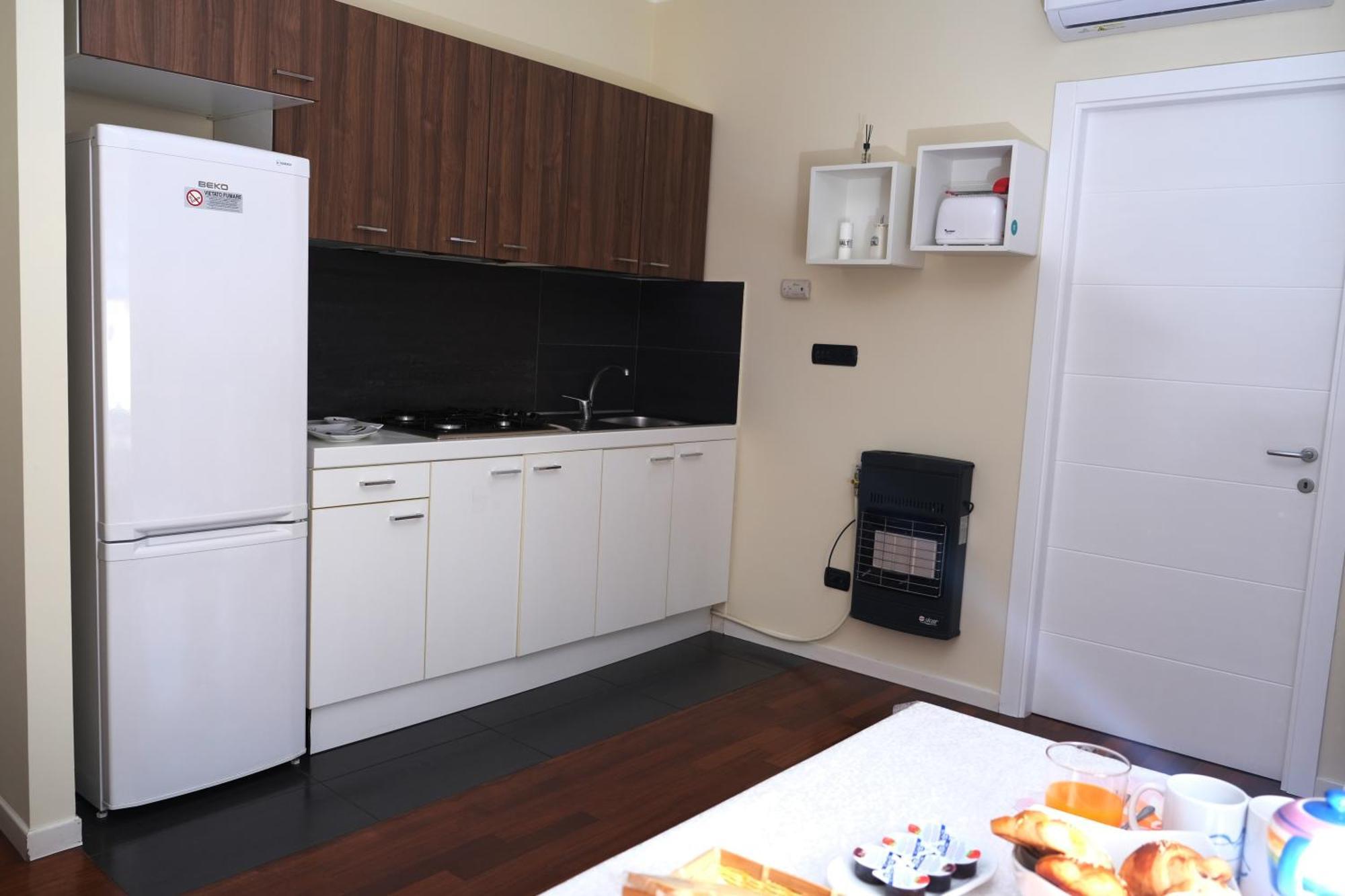 Apartment Nadia เนเปิลส์ ภายนอก รูปภาพ
