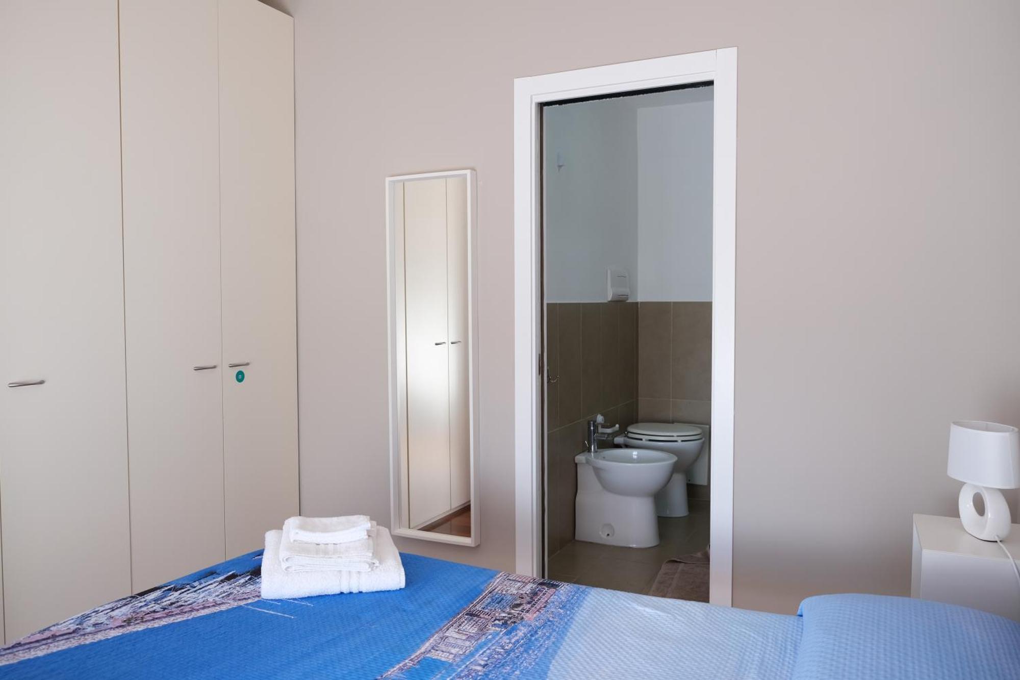 Apartment Nadia เนเปิลส์ ภายนอก รูปภาพ